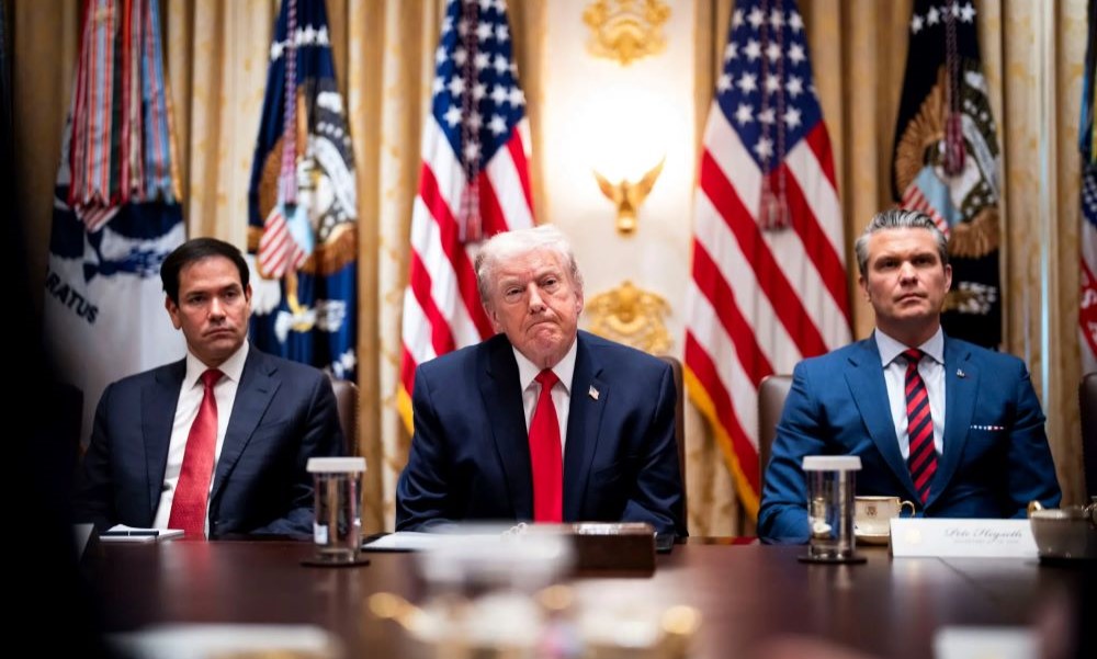 Trump i vendos dy kushte Iranit për të shmangur veprimet ushtarake